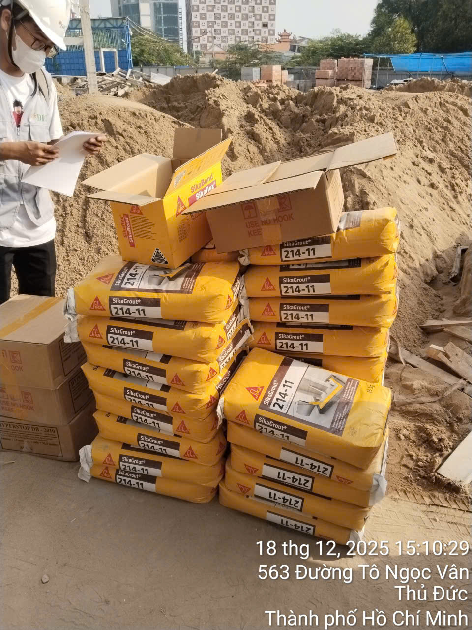 Phụ gia bê tông không co ngót